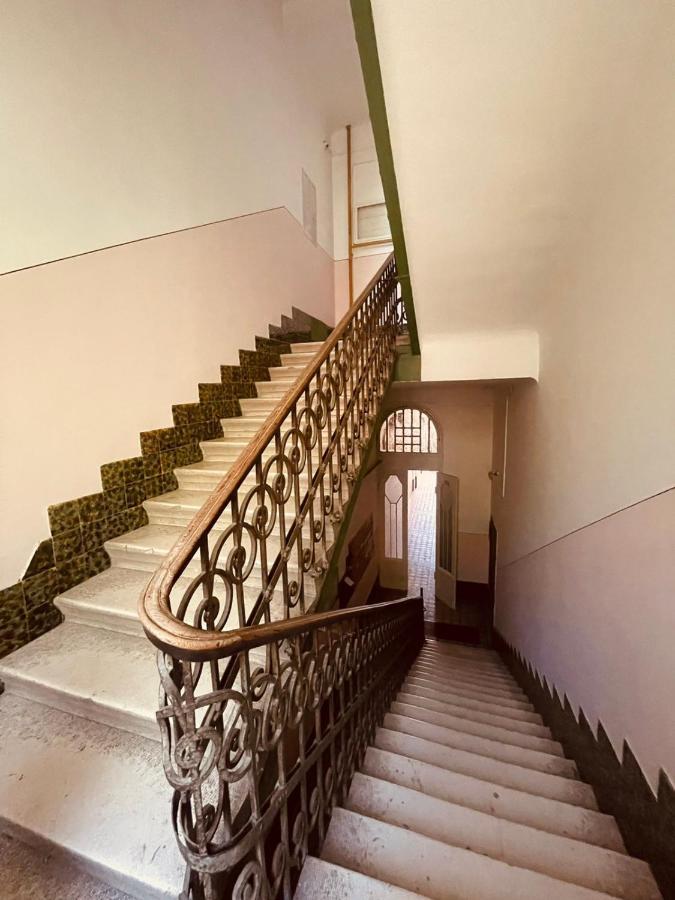 The Best Location Salon Apartment With Main Street View Sarajewo Zewnętrze zdjęcie