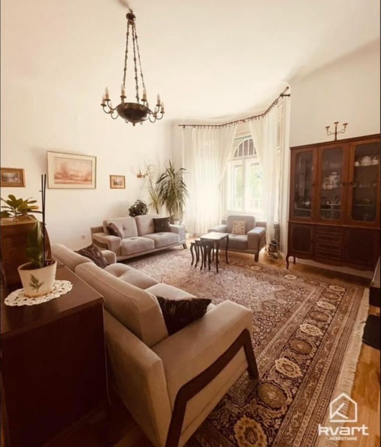 The Best Location Salon Apartment With Main Street View Sarajewo Zewnętrze zdjęcie