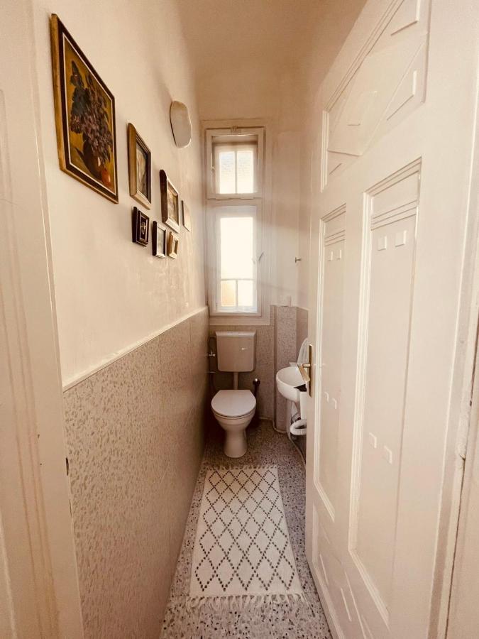 The Best Location Salon Apartment With Main Street View Sarajewo Zewnętrze zdjęcie